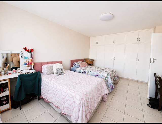 3 BEDROOM FLAT FOR SALE IN ARCON PARK